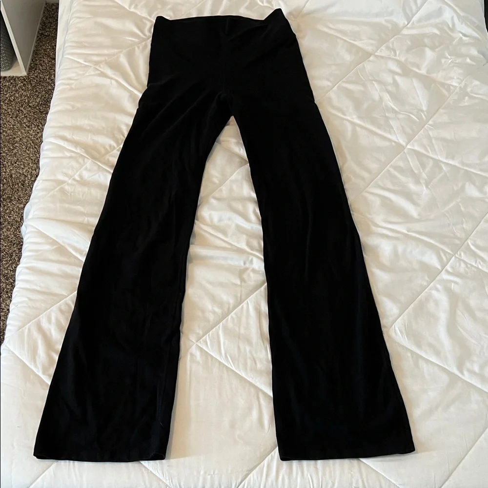 Old Navy Black Tall Slim Boot-Cut Pants - Picture 1 of 6